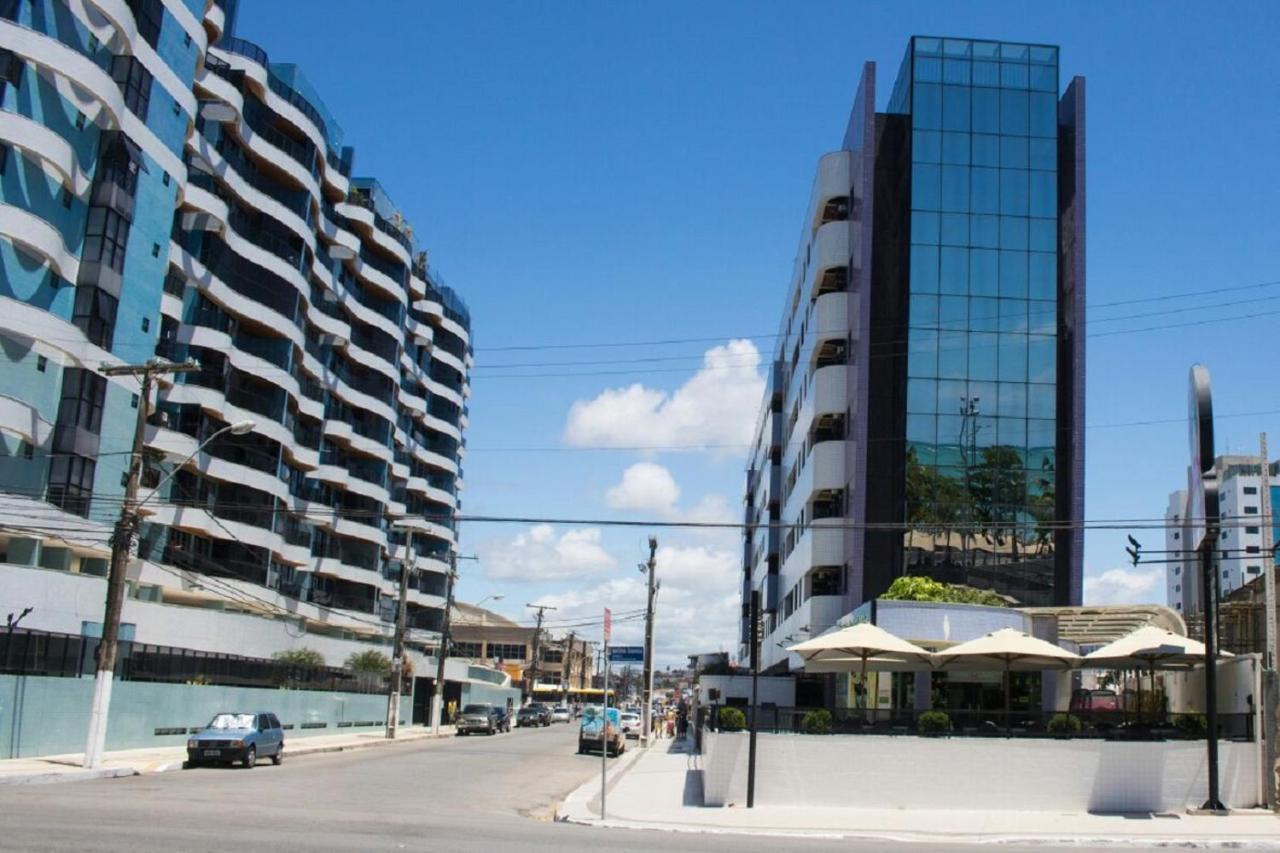 Na Beira Mar De Pajucara- Edif Neo- Apartamento Quarto E Sala - Tem Varanda- Vista Lateral Do Mar-rua Julio Plech Filho 60 Esquina Com Avenida Doutor Antonio Gouveia - Consumo Eletrico E Pago No Ckeck-out 1kwh E 1,35 Reias