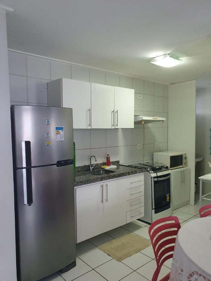 Na Beira Mar De Pajucara- Edif Neo- Apartamento Quarto E Sala - Tem Varanda- Vista Lateral Do Mar-rua Julio Plech Filho 60 Esquina Com Avenida Doutor Antonio Gouveia - Consumo Eletrico E Pago No Ckeck-out 1kwh E 1,35 Reias Maceió